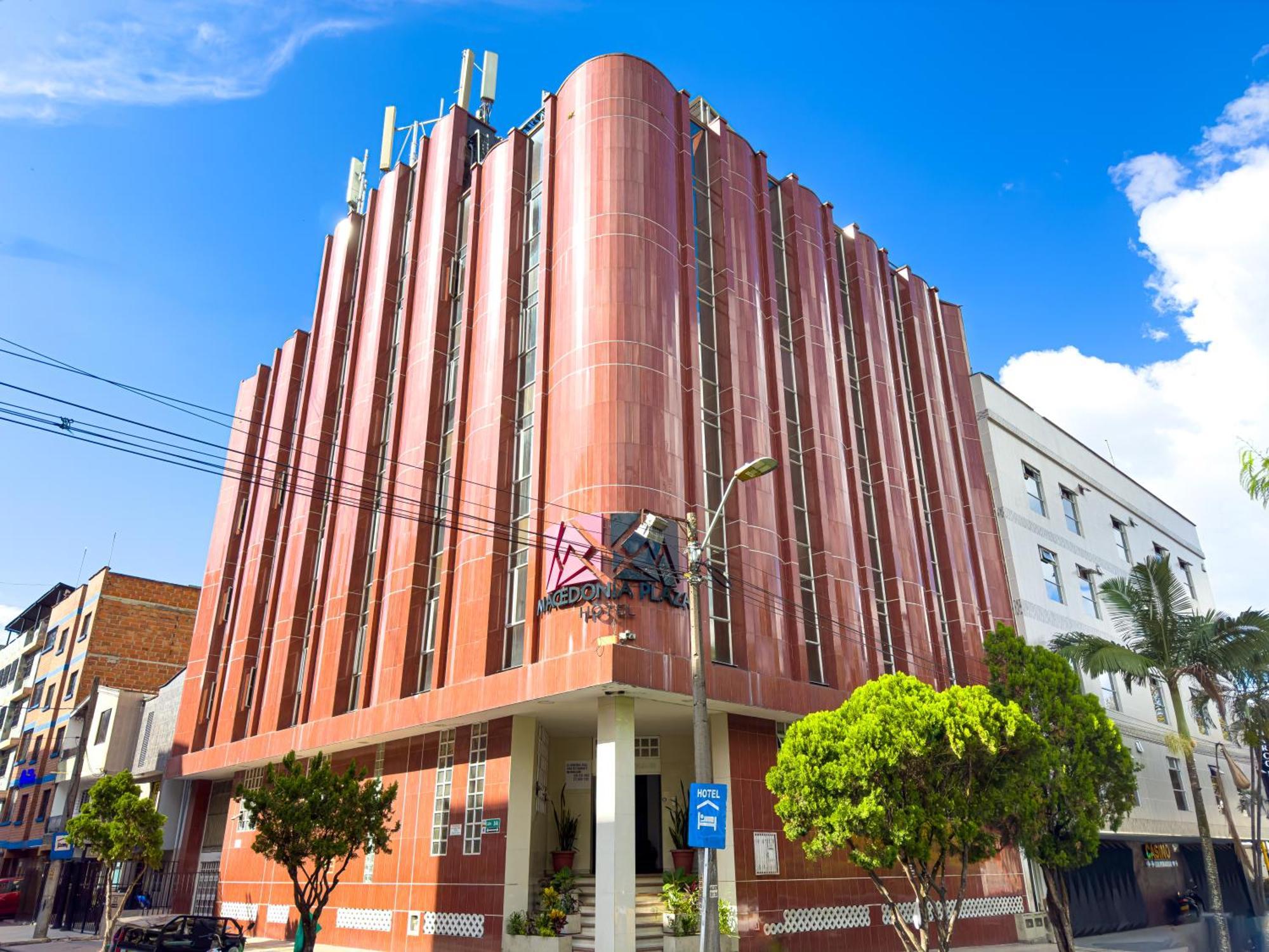 Hotel Macedonia Plaza Medellin Itagüí Bagian luar foto